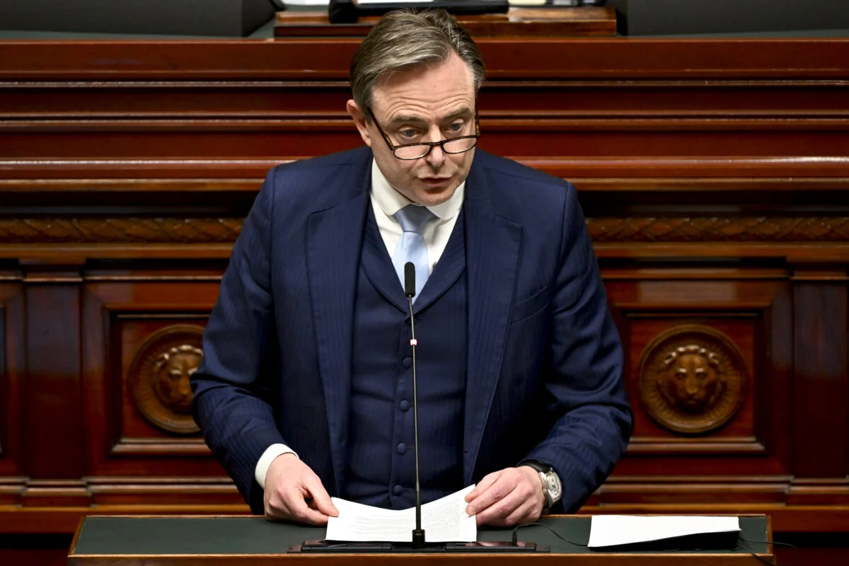 Démantèlement d’une cellule jihadiste : Bart De Wever et d’autres figures visées, un drone explosif en plan