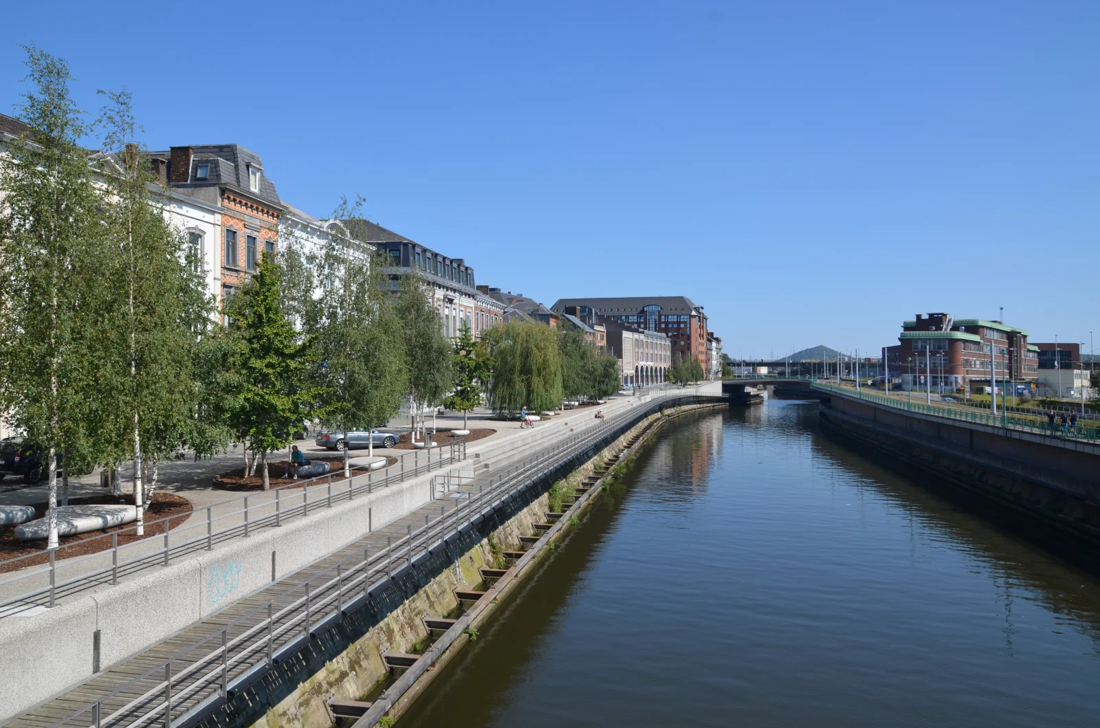Charleroi : les Quais de Sambre rouverts à la circulation cet hiver, une mesure test pour redynamiser la Ville Basse