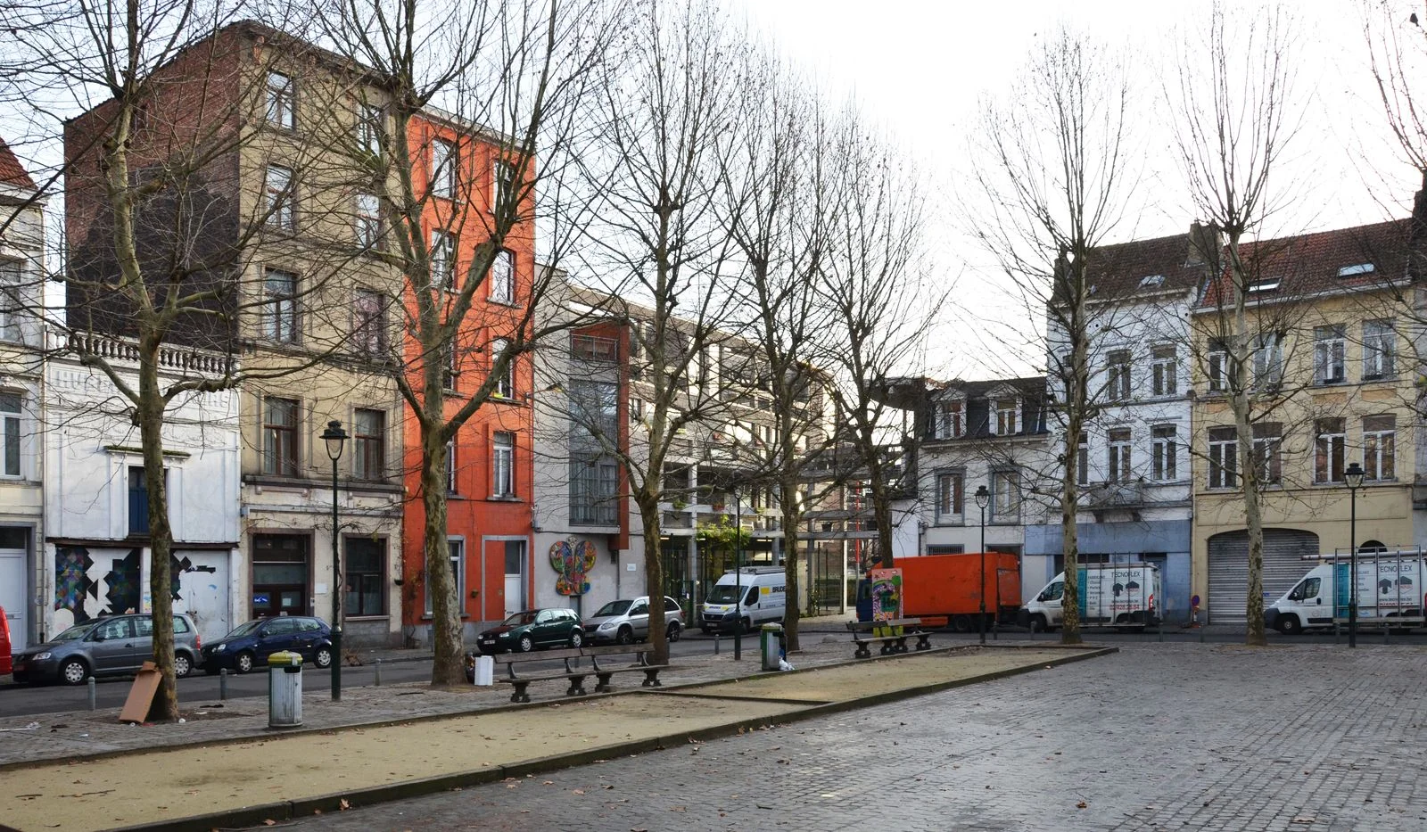 Nouvelle fusillade à Anderlecht : des coups de feu tirés place Lemmens pour la troisième fois de la semaine