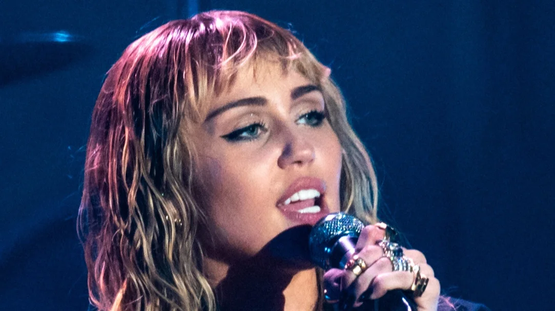 Miley Cyrus célèbre ses 33 ans : de star Disney à icône mondiale de la pop
