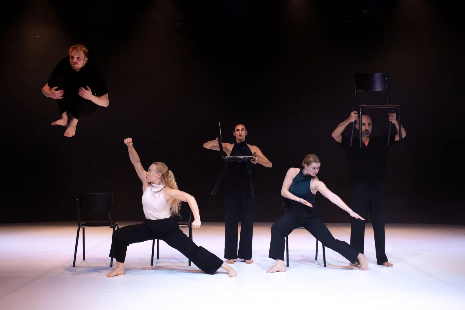 « NOVLAND » : la danse contemporaine questionne la démocratie et la liberté