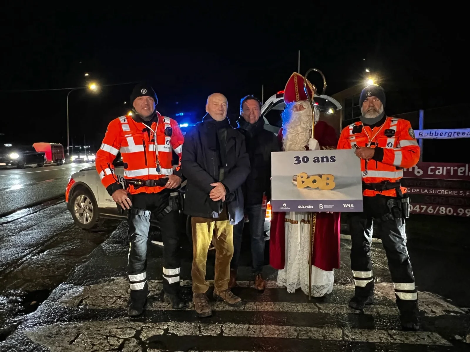 Contrôle BOB insolite : Saint-Nicolas remet un porte-clés exclusif à un conducteur exemplaire