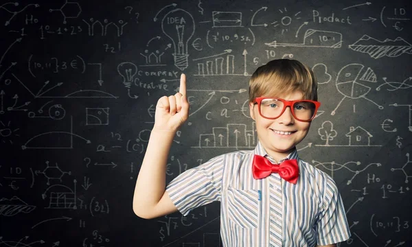 Laurent Simons, prodige belge de 15 ans, décroche un doctorat en physique quantique