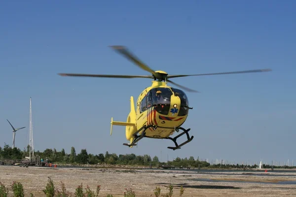 Hotton : une collision entre une voiture et un camion fait une victime, un enfant héliporté en urgence