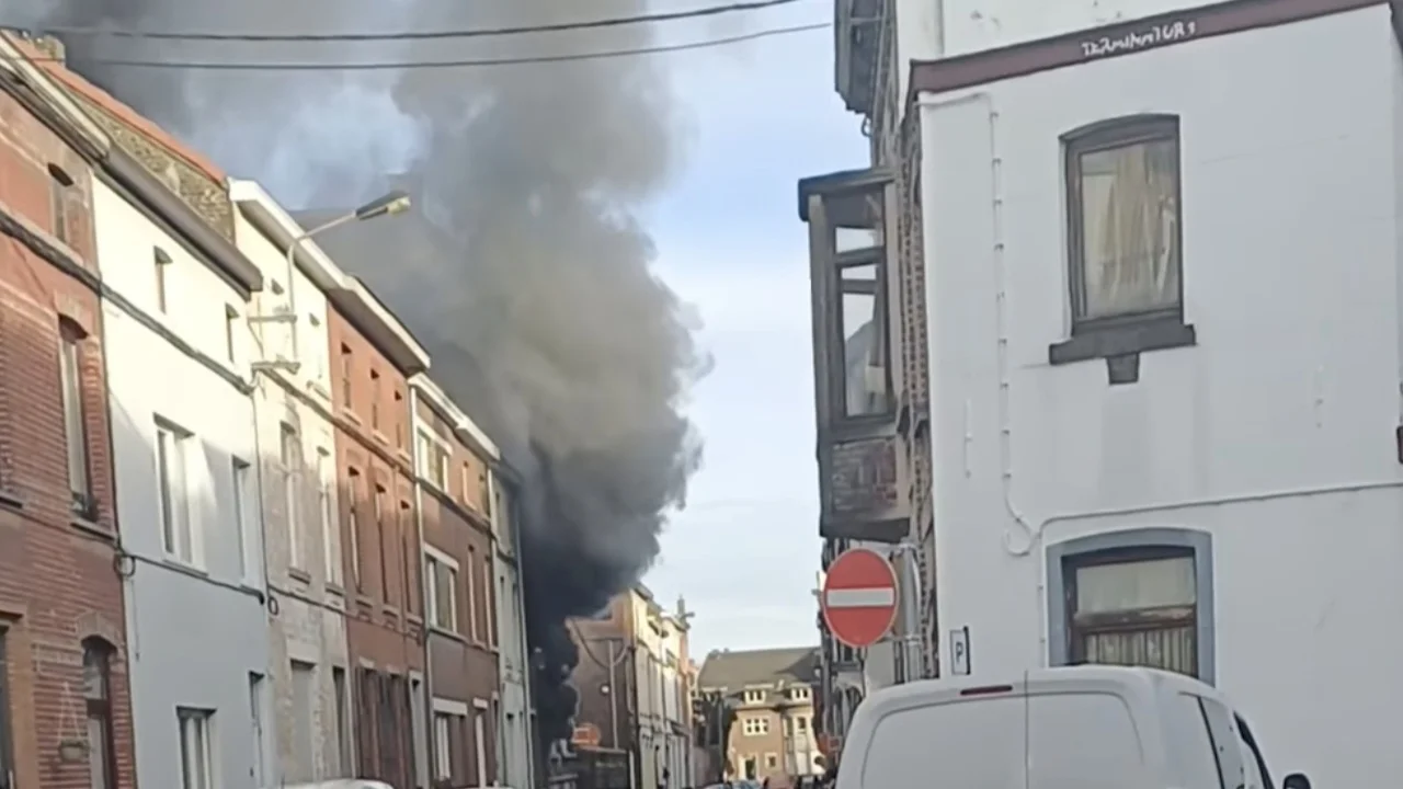 (VIDEO+PHOTOS) Un feu de cuisine mobilise les pompiers à Marcinelle