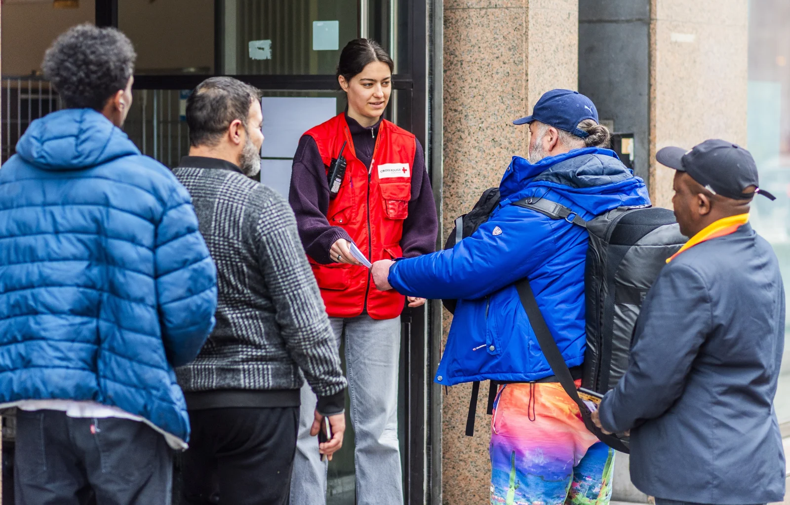Grand froid à Bruxelles : la Croix-Rouge ouvre un centre d’hébergement d’urgence hivernal
