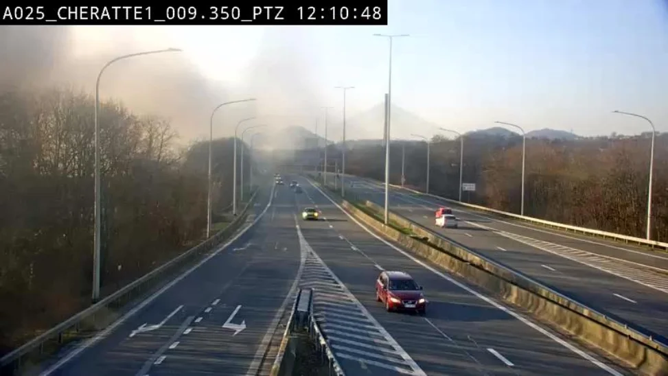 Incendie au recyparc à proximité de l’échangeur de Cheratte : trafic fortement perturbé sur l’A25/E25 vers Maastricht