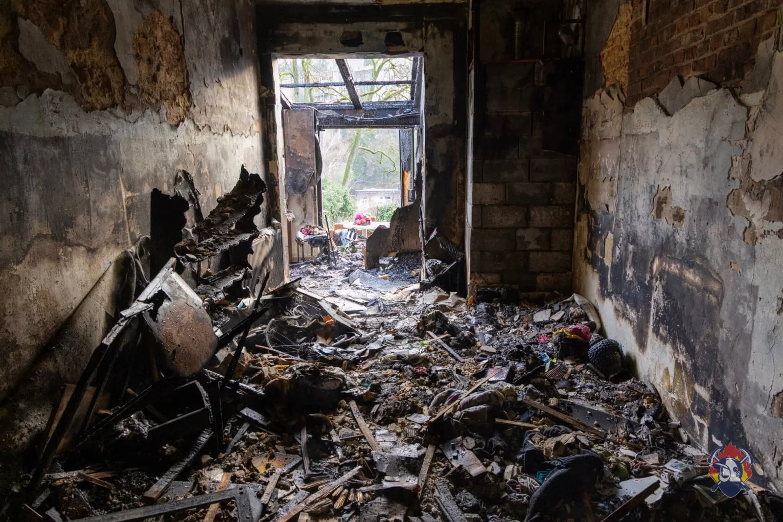 (PHOTOS) Incendie d’habitation à Liège : une victime secourue in extremis rue de Campine