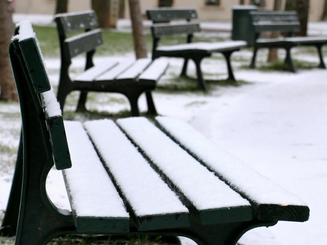 Neige et verglas annoncés : vigilance maximale sur les routes belges jusqu’à mercredi