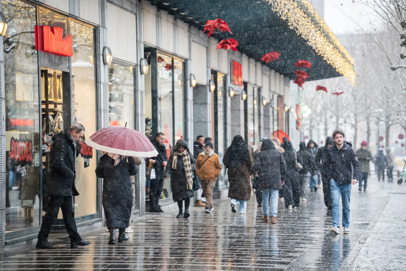 Neige annoncée : le gouverneur de Liège ordonne la libération des élèves dès 12h et déclenche la phase provinciale