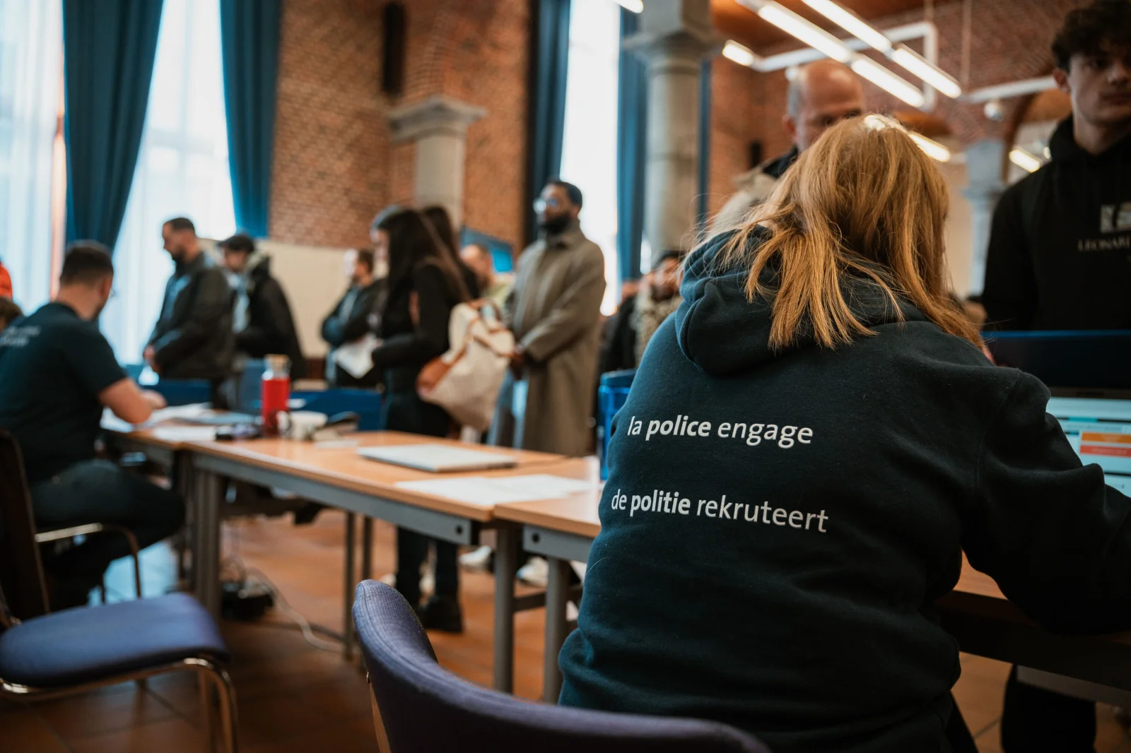 (PHOTOS) Succès massif pour le premier Jobday de la Police fédérale