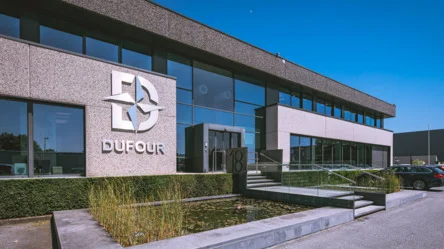 Départ de feu dans un hall de stockage : l’incident rapidement maîtrisé