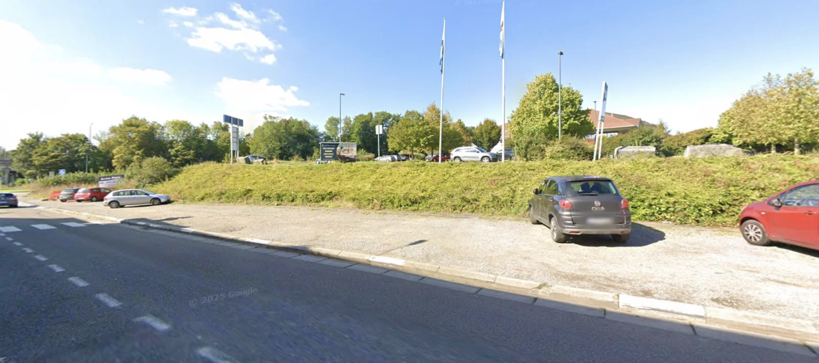 Un homme retrouvé mort près de son véhicule à Gosselies : une enquête judiciaire en cours