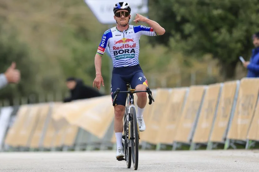 Cyclisme : Remco Evenepoel s’impose en solitaire au Trofeo Serra Tramuntana