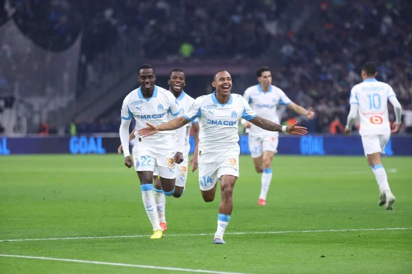 Ligue 1 : Marseille renverse Lyon, PSG leader